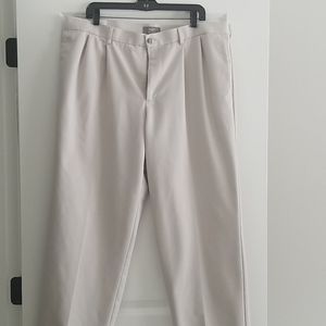 Men's front pleat Dockers